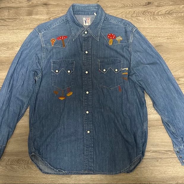 Lvc 자수 머쉬룸 셔츠