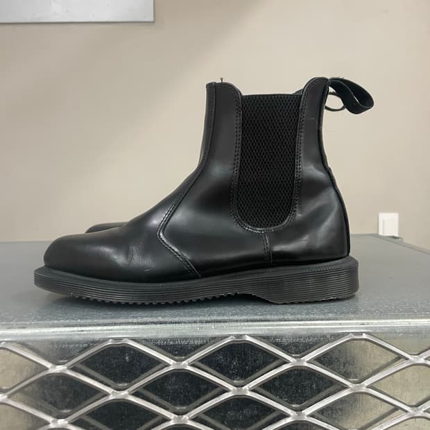 닥터마틴 첼시부츠 플로라 UK4