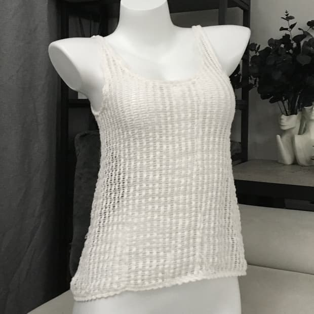 ༒ White see-through knit sleeveless