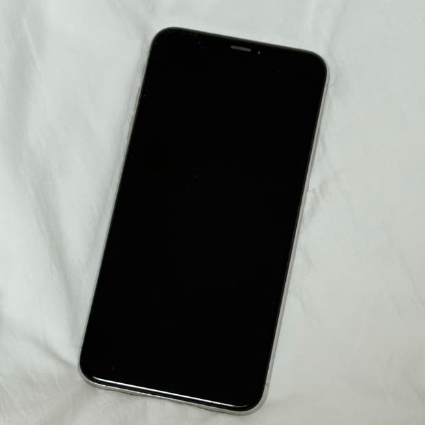 아이폰 xs max 실버 256기가 판매합니다