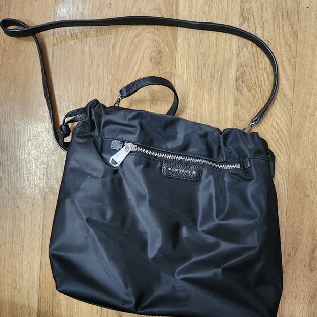 오야니 나일론 스트링 크로스백