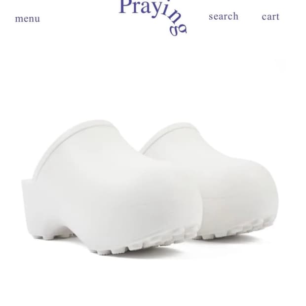 프레잉 클로그 화이트