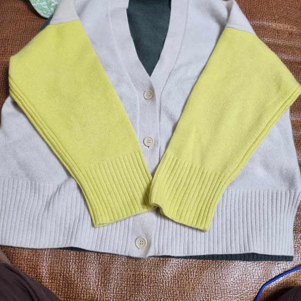 코스캐시미어가디건m