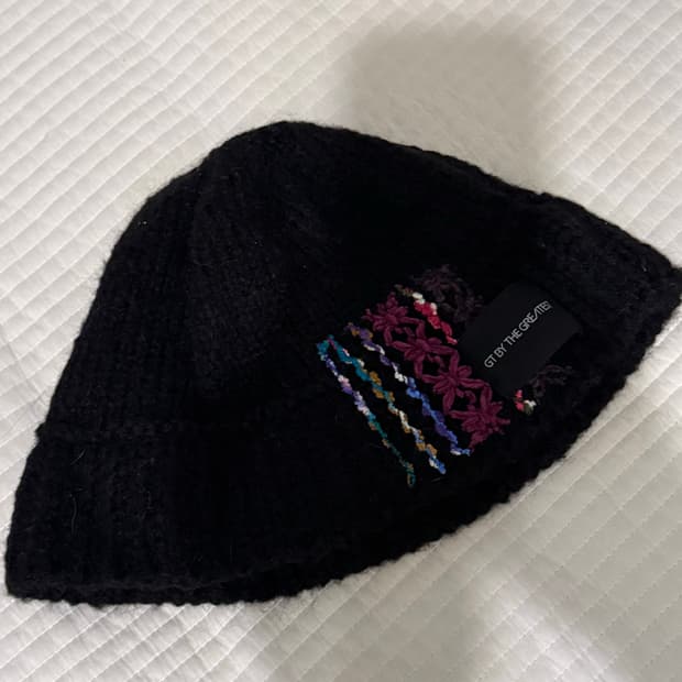 그레이티스트 버킷햇