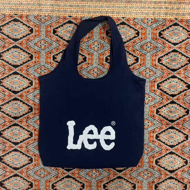리 LEE 트위치 로고 경량 패커블백 네이비