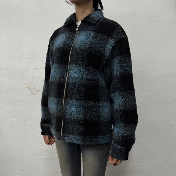 스투시(STUSSY) 블루컬러 쉐도우 플리에드 패턴 집업 쉐르파 자켓