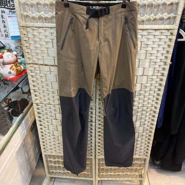 30 정품 아크테릭스 바지 팝니다