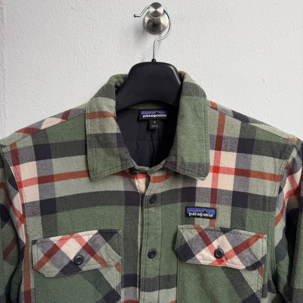 파타고니아 인슐레이트 미드웨이트 체크 셔츠 