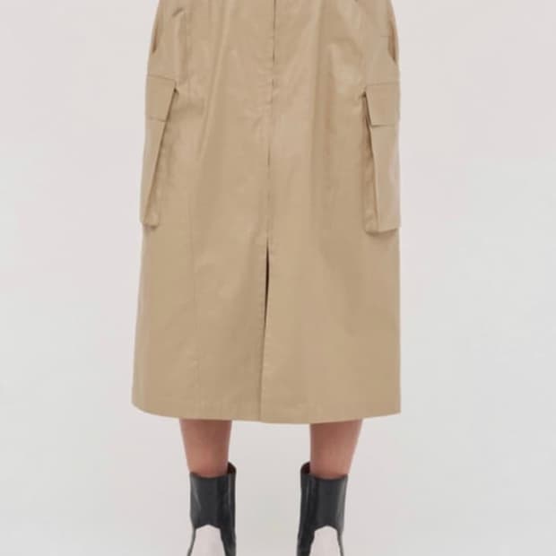 마뗑킴 코팅 카고 베이지 앞지퍼 트임 롱스커트 M