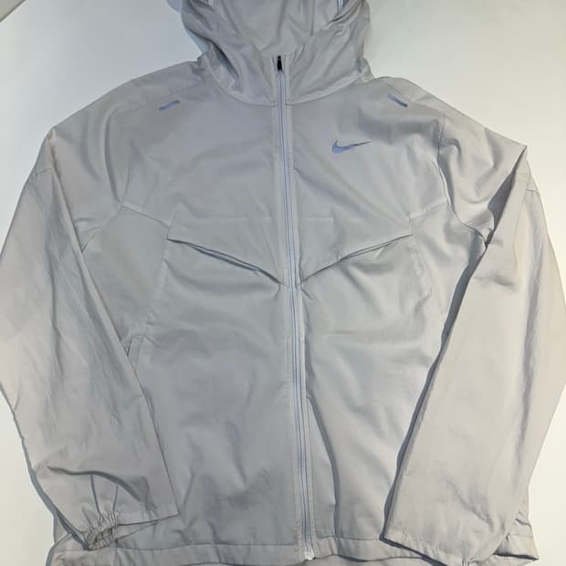 NIKE 패커블 바람막이
