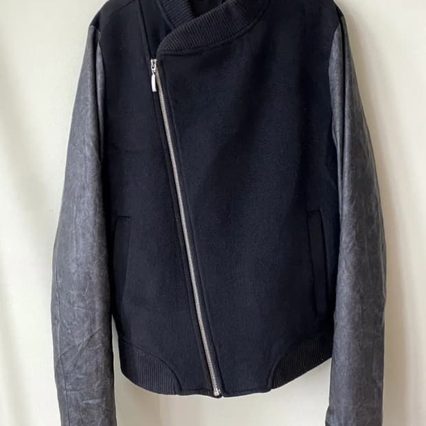 Army of me 레더자켓