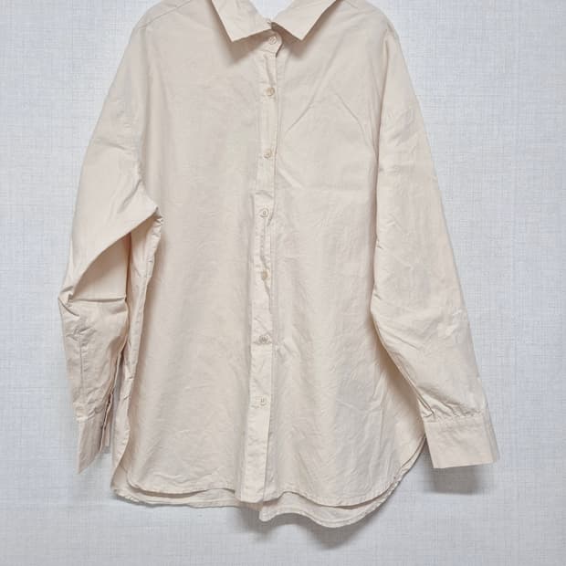베이지 셔츠