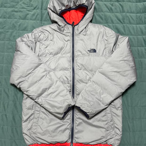 노스페이스 리버시블 경량패딩