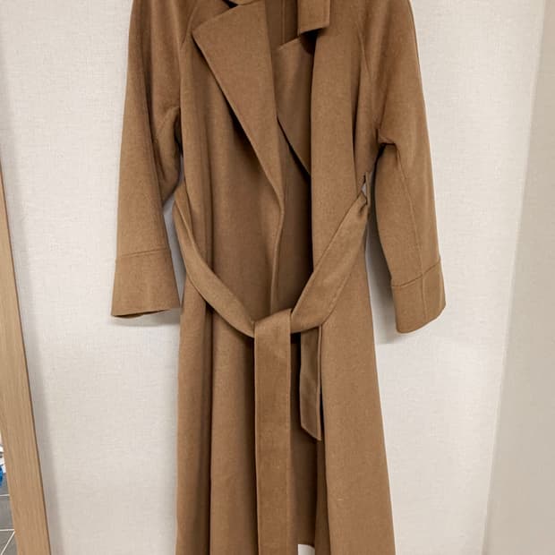 COS 벨트 롱 코트 