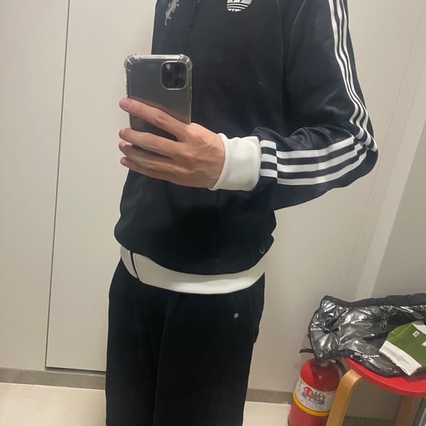 유벤투스 25-26 써드 아디다스 축구 져지