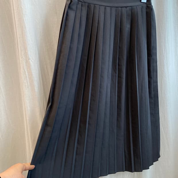 그레이 플리츠 밴딩스커트(23-29)