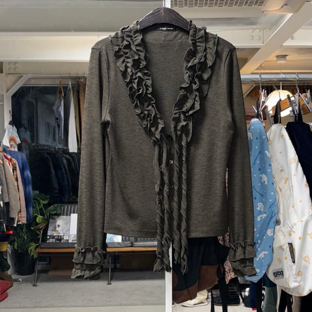 Mb lucas 프릴 가디건