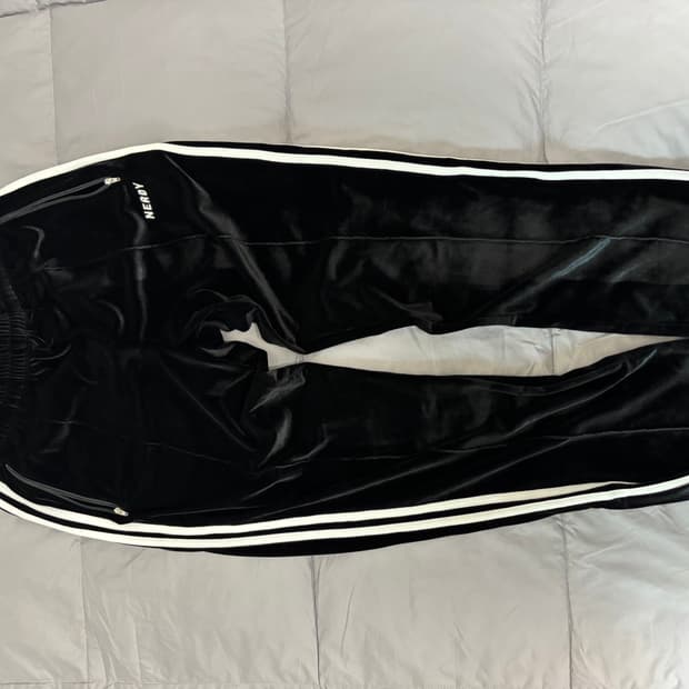 널디 벨벳 팬츠