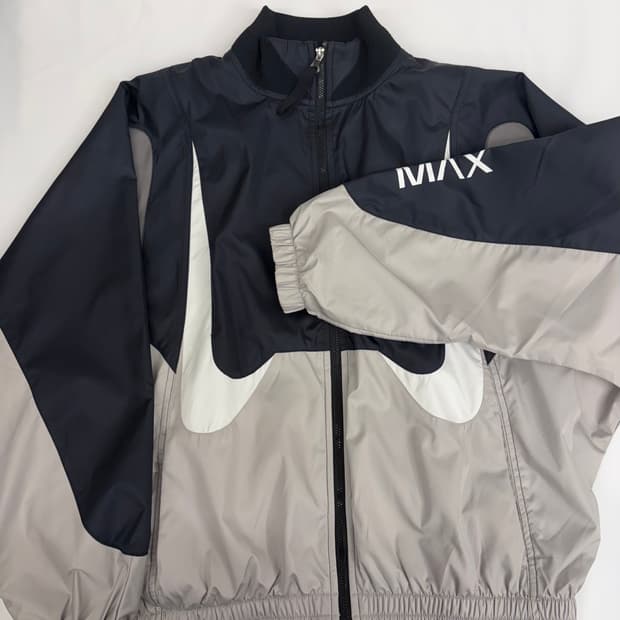 [S] 나이키 에어맥스 우븐 스우시 바람막이 블랙/그레이