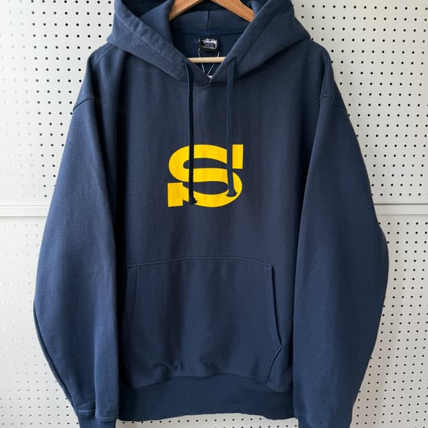 스투시 23FW 레터맨 후드티