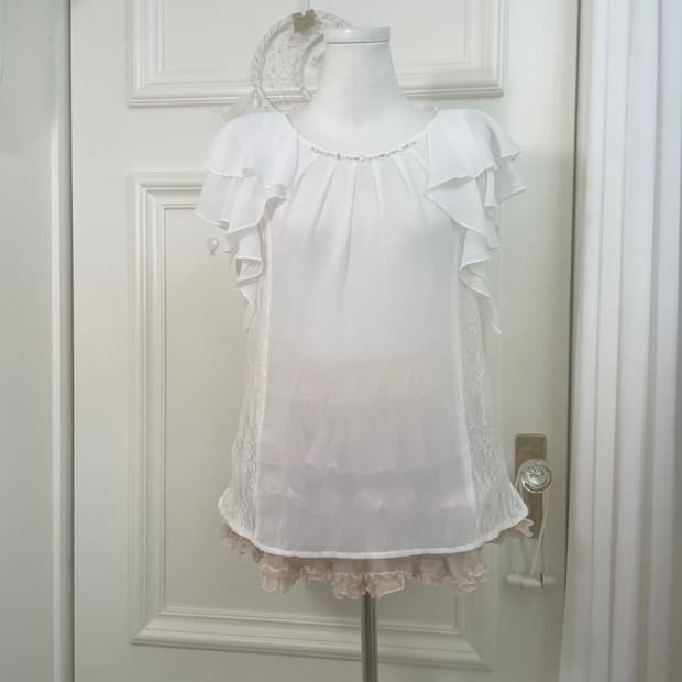 white ruffle cubic lace trim blouse