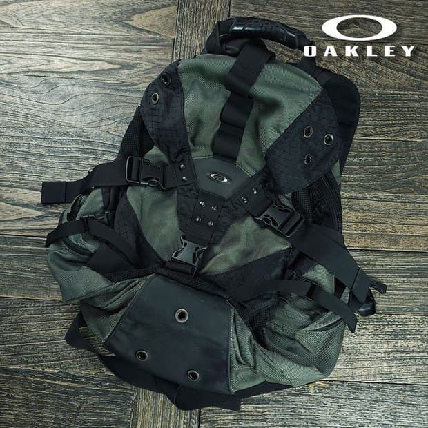 [오클리] 아이콘 2.0 고프코어 텍티컬 백팩 M20900