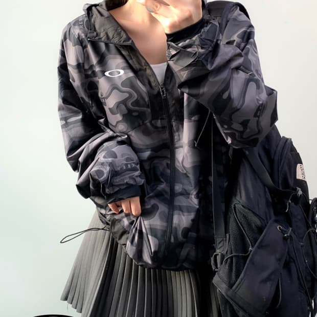 오클리 카모 바람막이