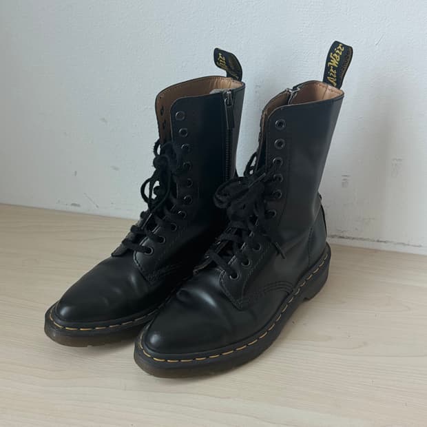 닥터마틴 알릭스 Alix 10홀 지퍼 롱부츠 블랙 uk4 230-235