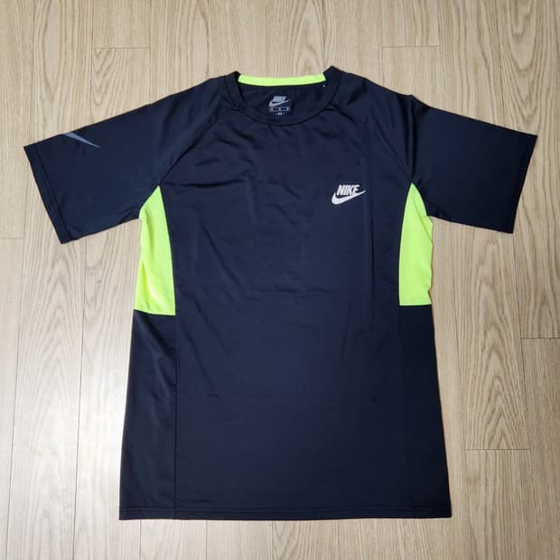 nike 나이키 기능성 트레이닝 반팔 티셔츠 95