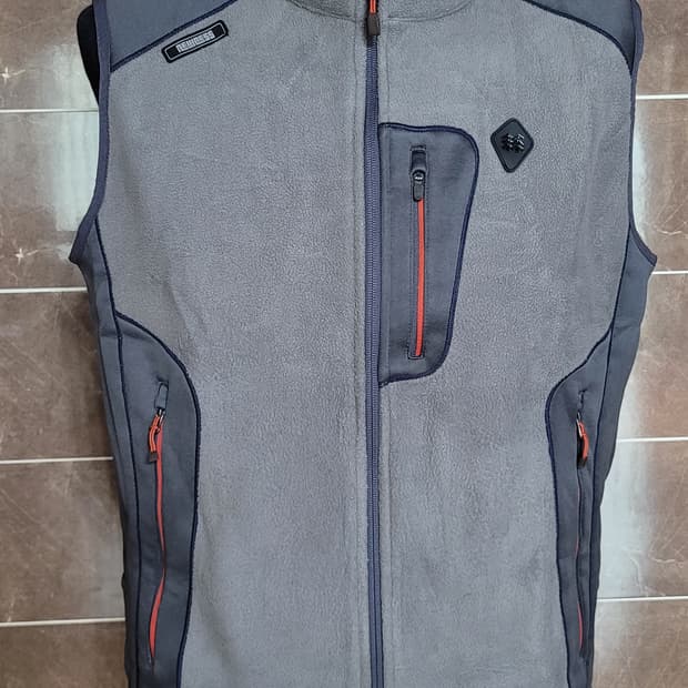 (남성95-100사이즈) 코오롱스포츠 기모 조끼