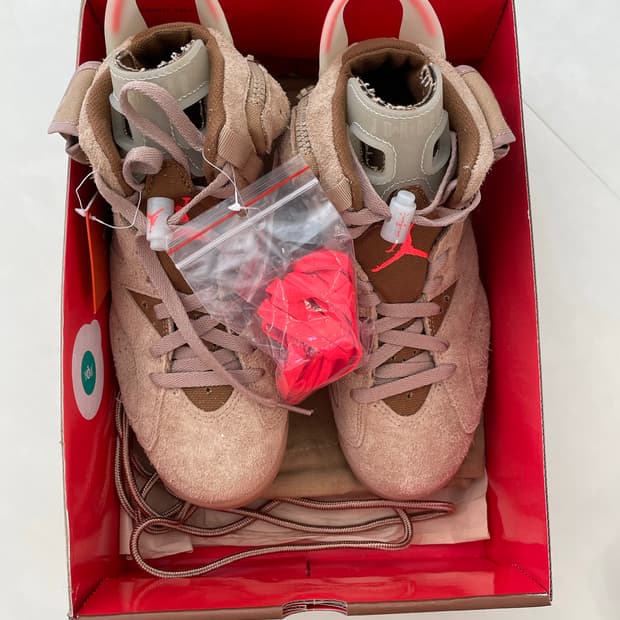Jordan 6 x Travis Scott Retro SP British