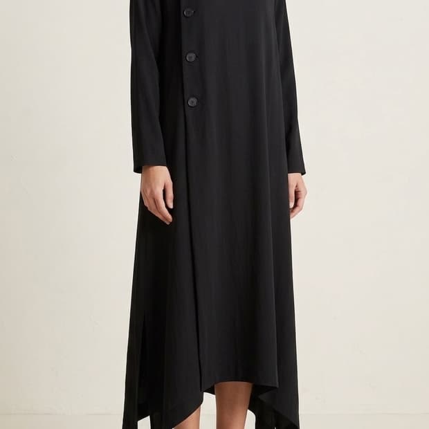 Limi few botton coat