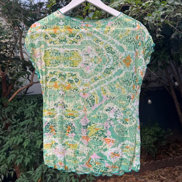 DONNA Psychedelic Mesh Top 메쉬 탑