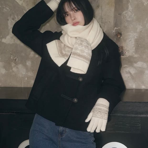 레더리 캐시미어 멜톤 더플 후디 숏 코트 블랙