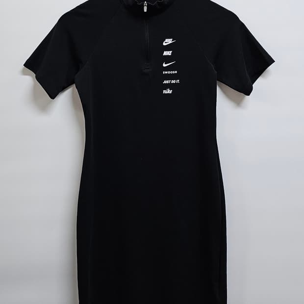 나이키 스우시 슬림 원피스 M
