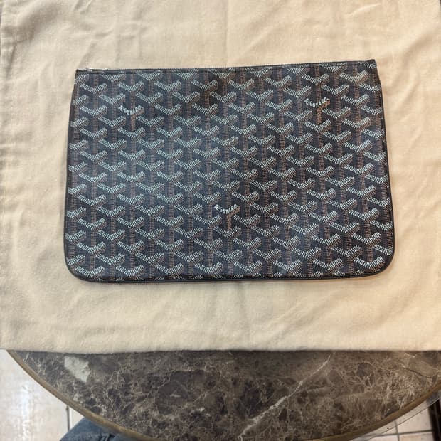 정품 고야드 세나 클러치 팝니다