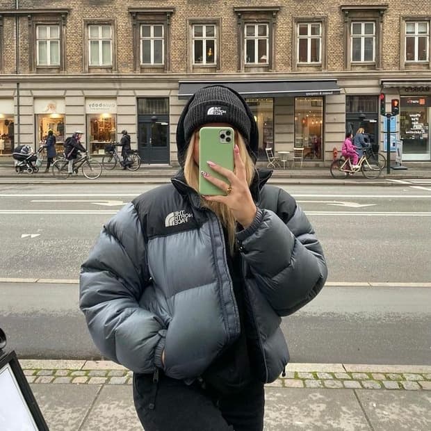 노스페이스 눕시 700