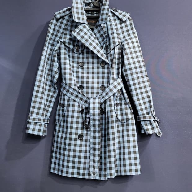코치 체크 트렌치코트