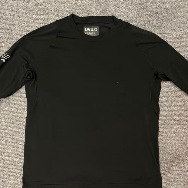 Uvu 롱슬리브 블랙 라지 