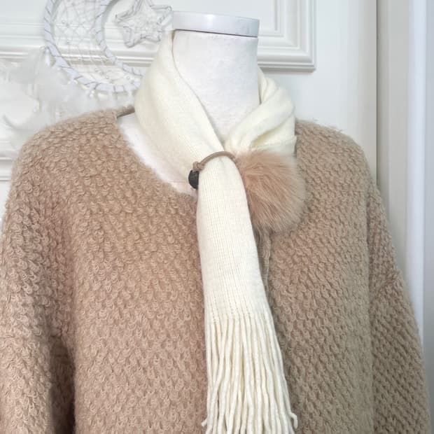 ivory pompom cute muffler