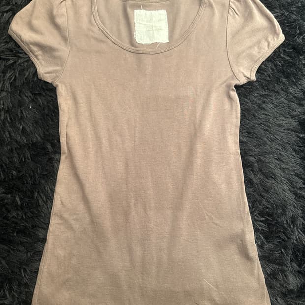 ”Dualgalnet“ brown skinny t