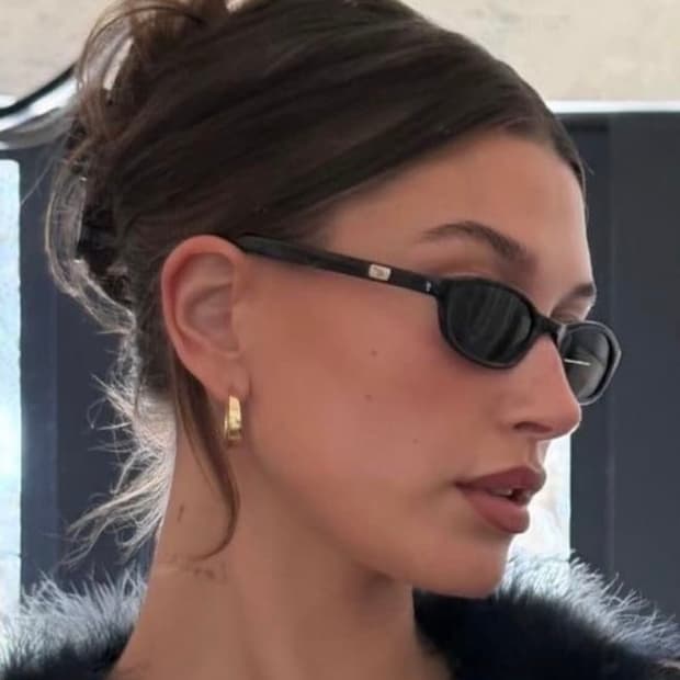 헤일리 비버 선글라스