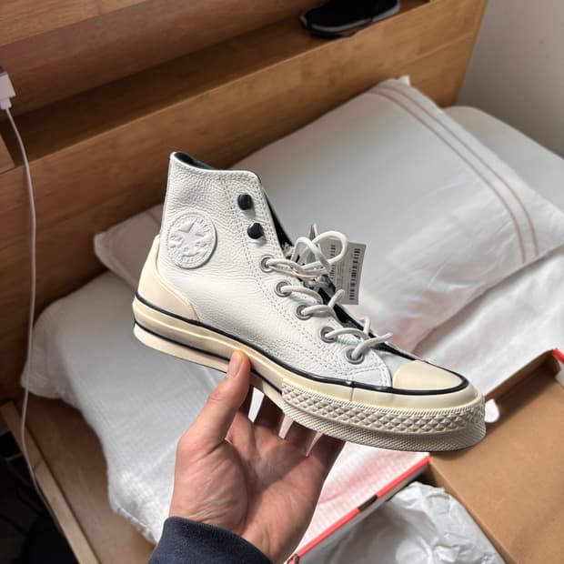 컨버스 척70 하이 레더 화이트 230 새상품