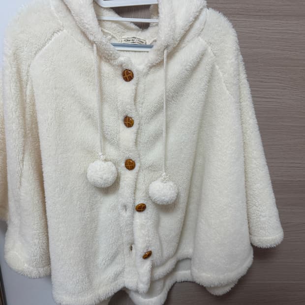 모리걸 메론빵 버튼 케이프 