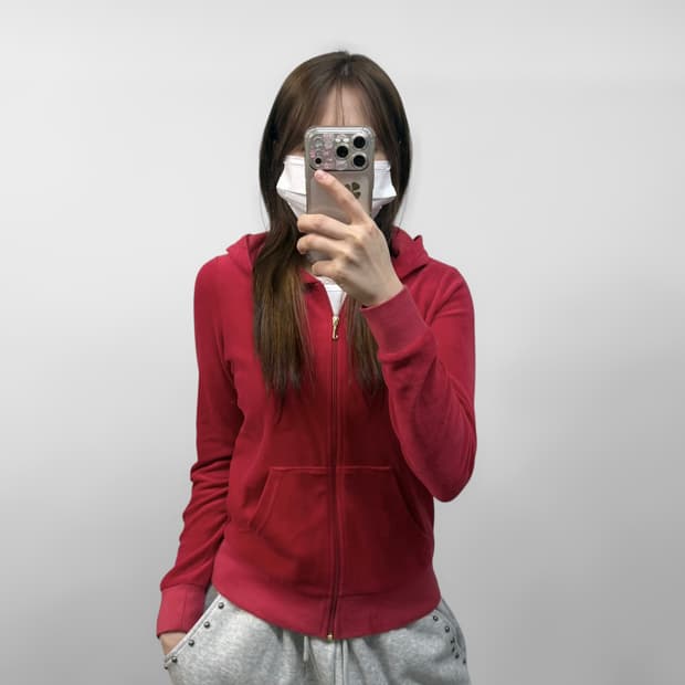 쥬시꾸띄르 벨벳 후드집업 레드