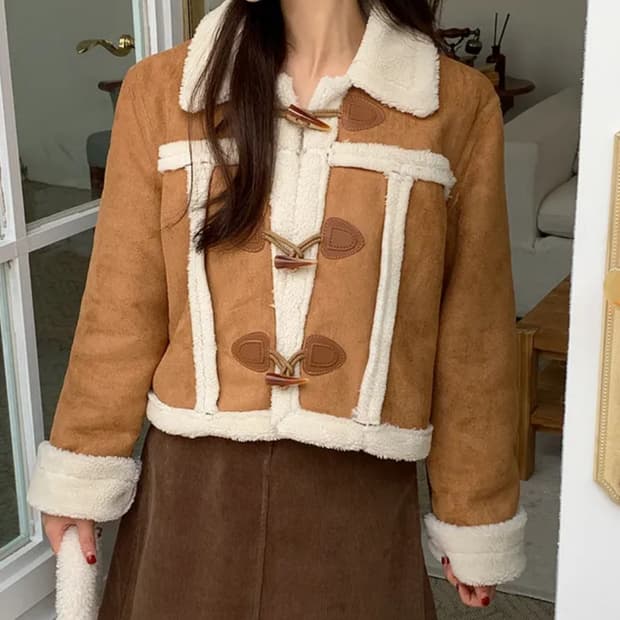 떡볶이 스웨이드 무스탕