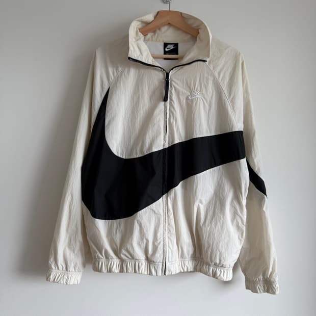 나이키(NIKE) 윈드브레이커 바람막이