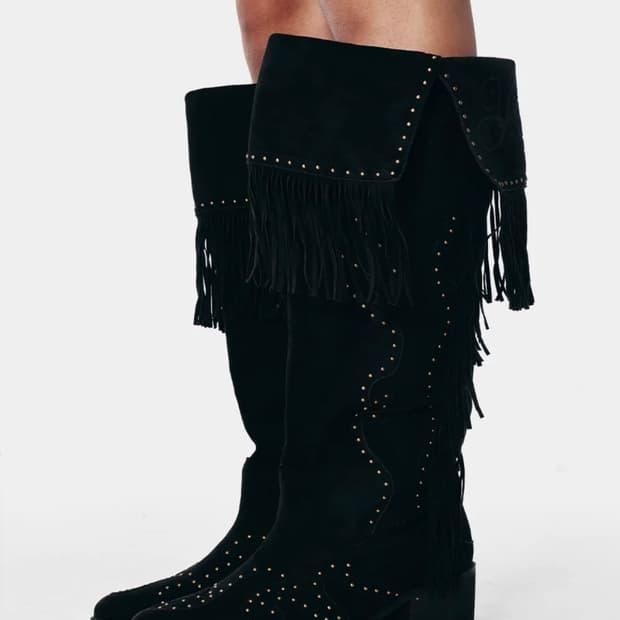 YEEL STUDDED SUEDE FRINGE BOOTS BLACK