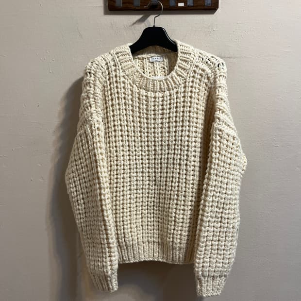 산드로 아이보리 헤비 스웨터
