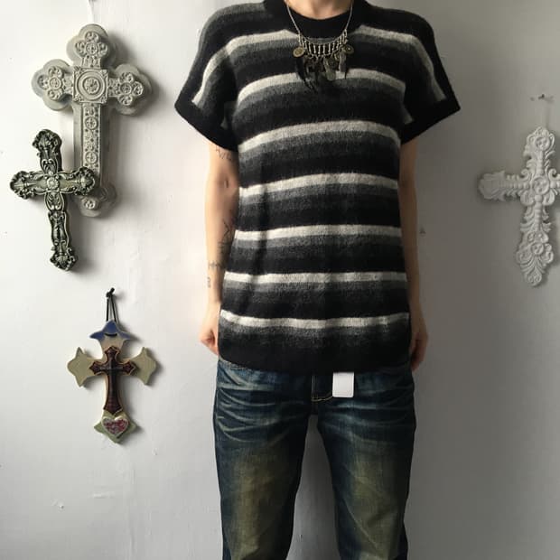 Alphaka stripe pattern knit